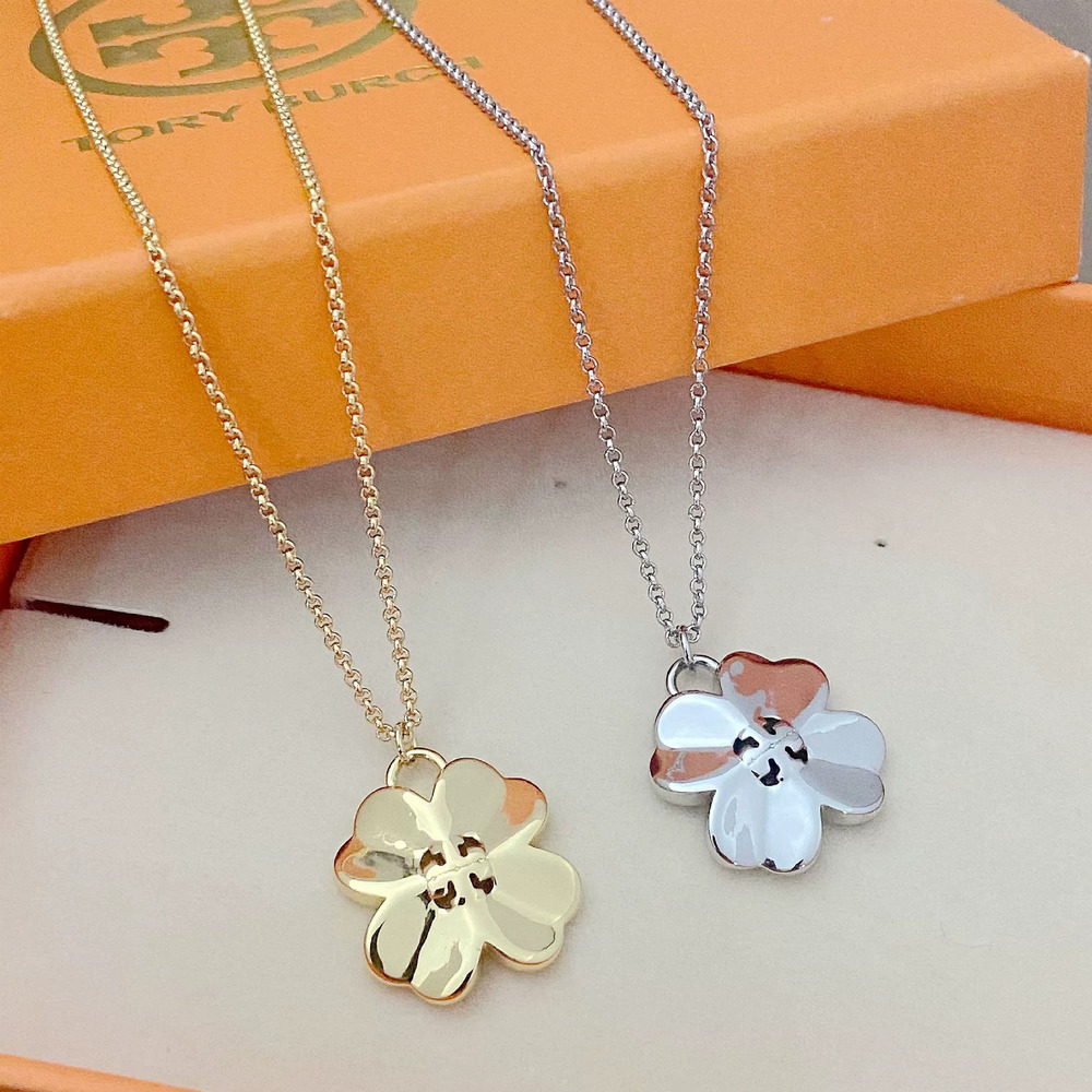 Tory Burch Four Leaf Clover Pendant Necklace